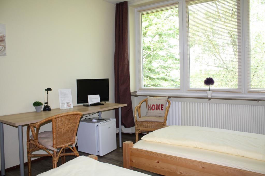 Hotel Am Siebenpfennigsknapp ลูเนน ห้อง รูปภาพ
