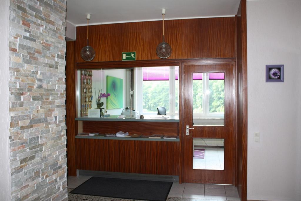 Hotel Am Siebenpfennigsknapp ลูเนน ภายนอก รูปภาพ