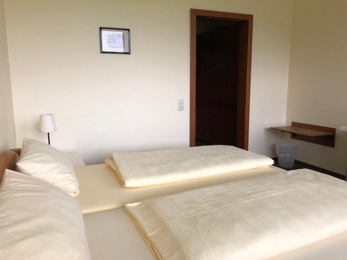 Hotel Am Siebenpfennigsknapp ลูเนน ภายนอก รูปภาพ