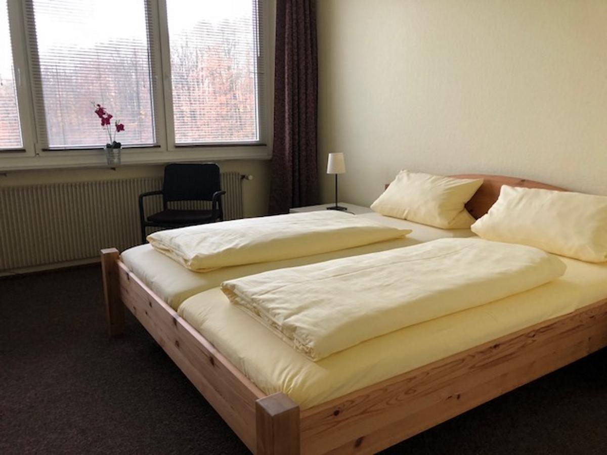 Hotel Am Siebenpfennigsknapp ลูเนน ภายนอก รูปภาพ