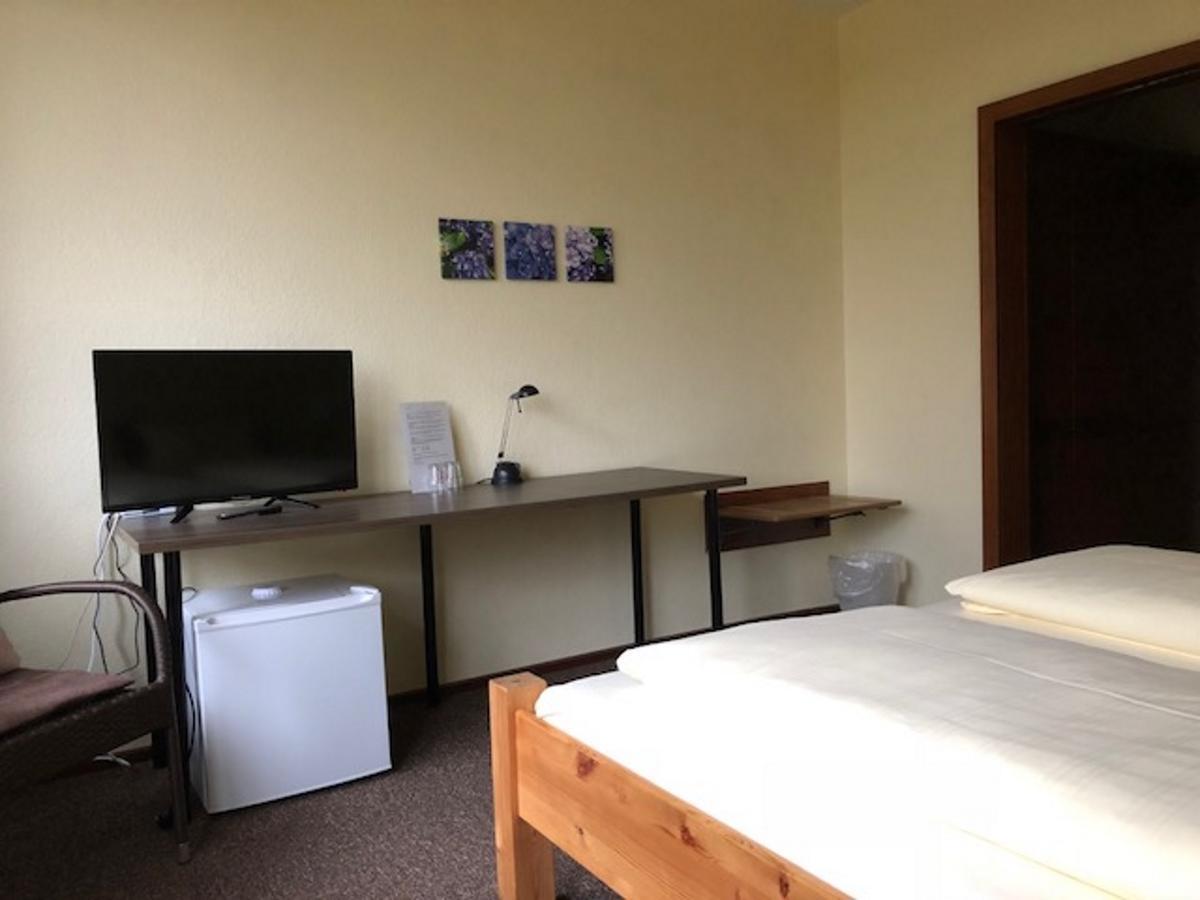 Hotel Am Siebenpfennigsknapp ลูเนน ภายนอก รูปภาพ